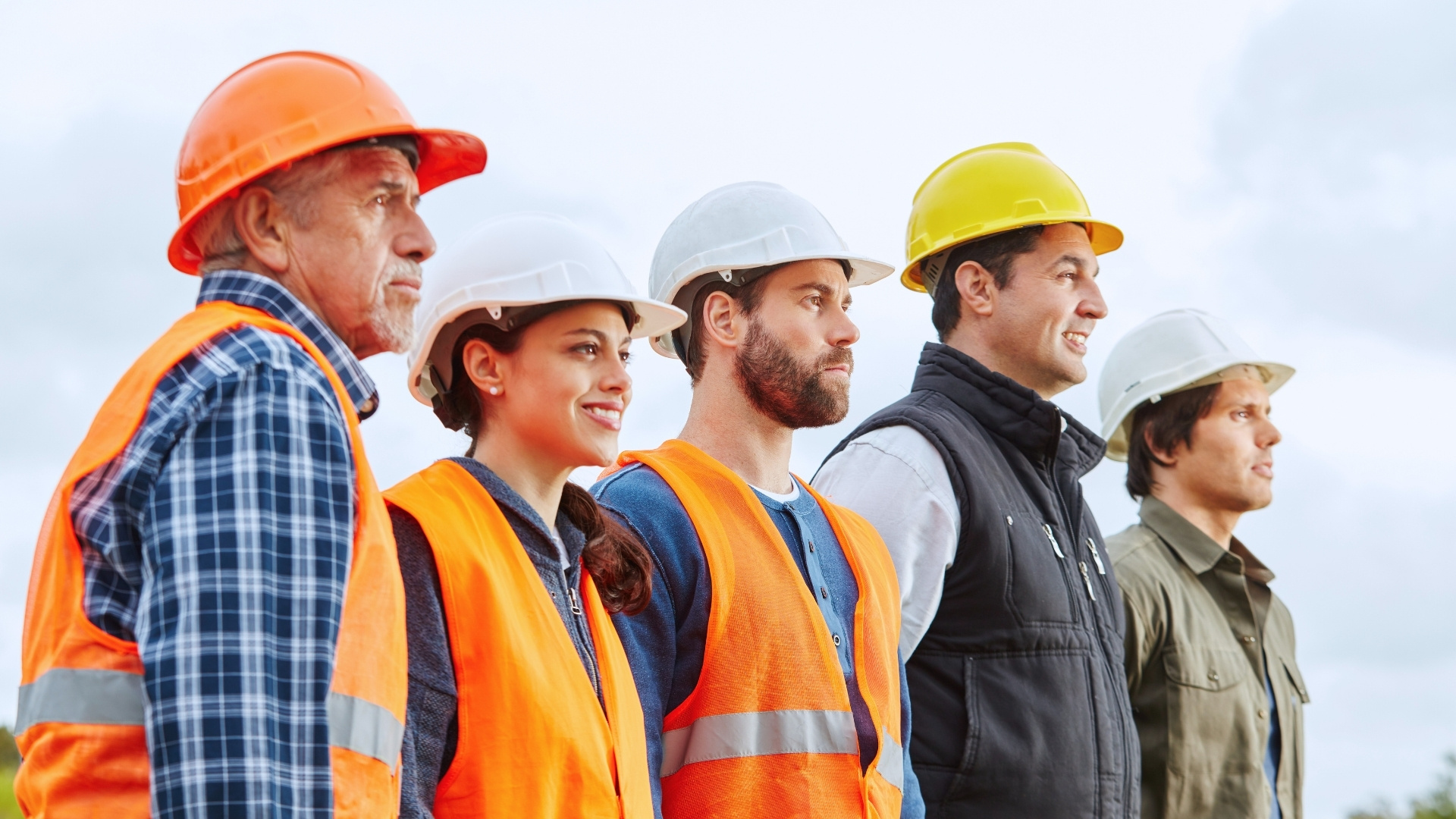 What are the different types of CSCS cards (Construction Skills Certification Scheme)